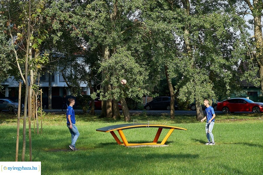 Teqball a Kiserdőben