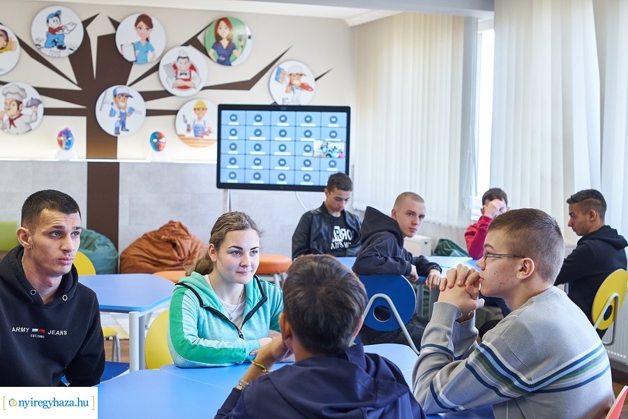 Terem átadó a Bencs iskolában