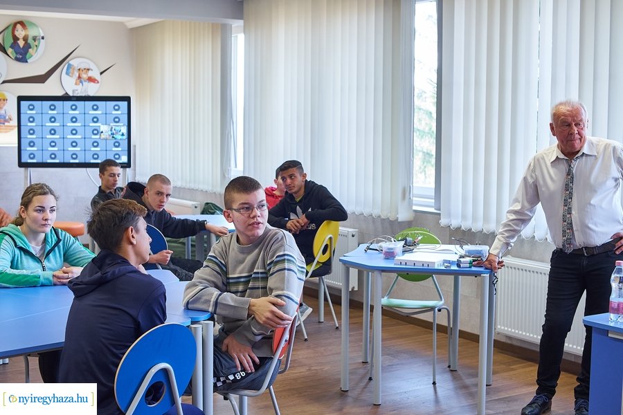 Terem átadó a Bencs iskolában