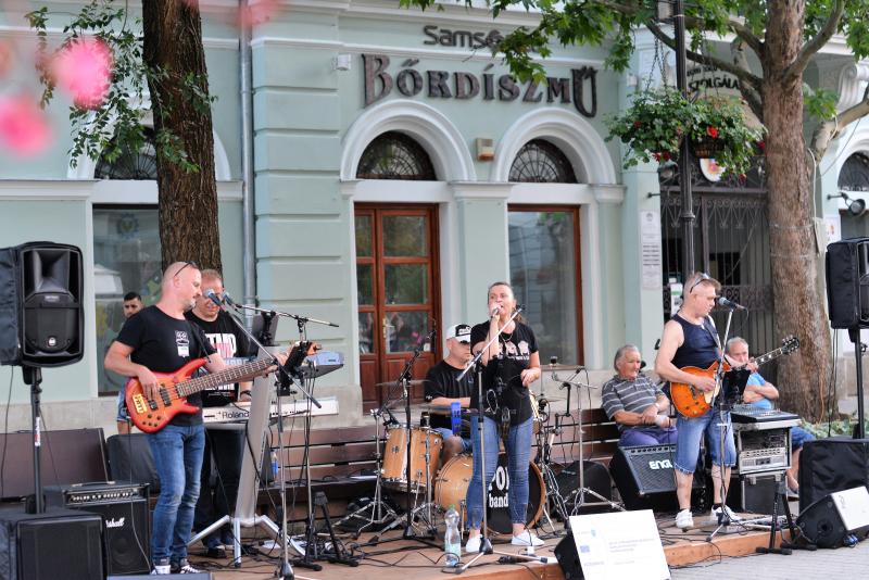 Téren-Nyáron - kedd este a Polip Band koncertezett