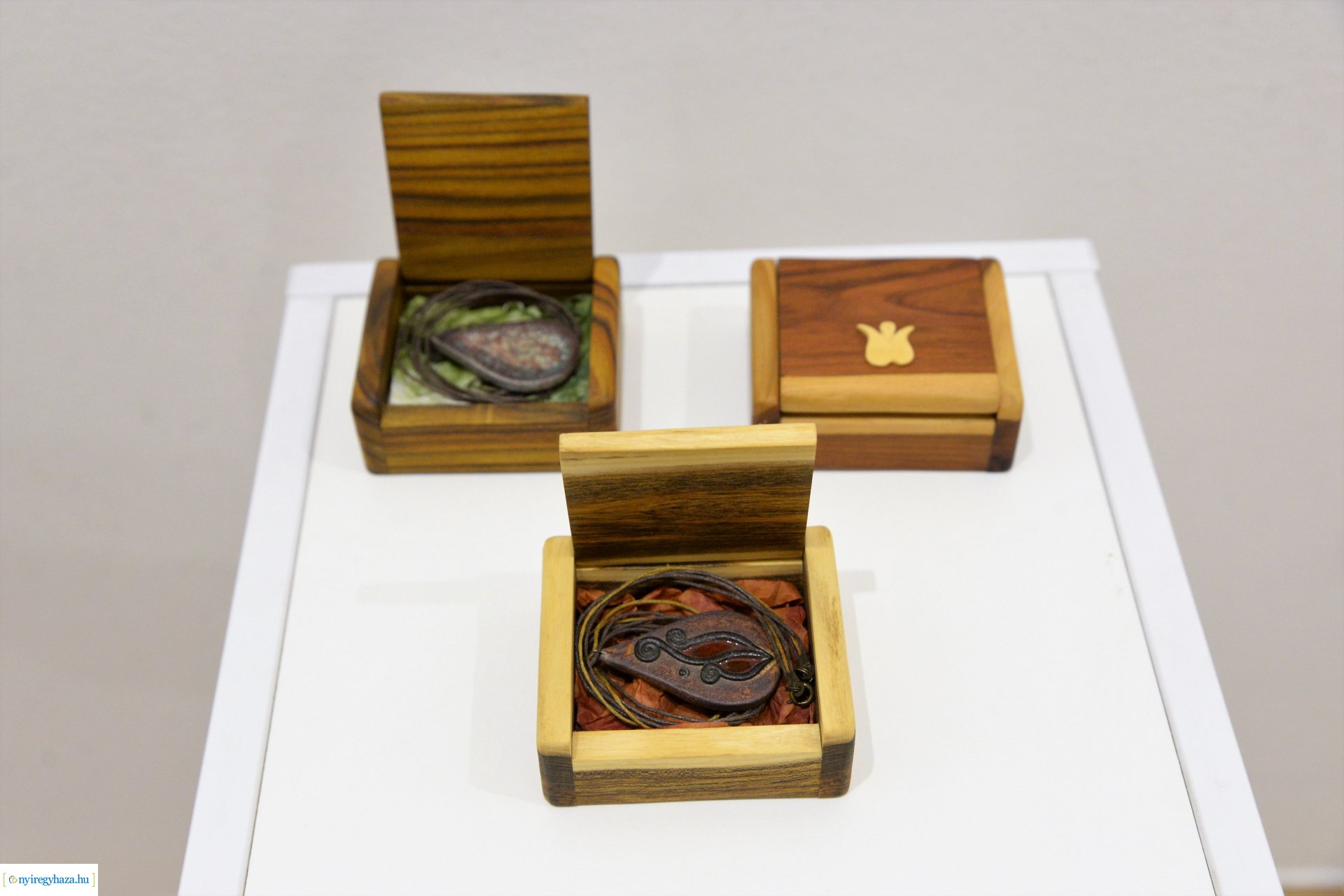 Teríték - Szolanics Elvira kiállítása a Nyíregyházi Városi Galériában