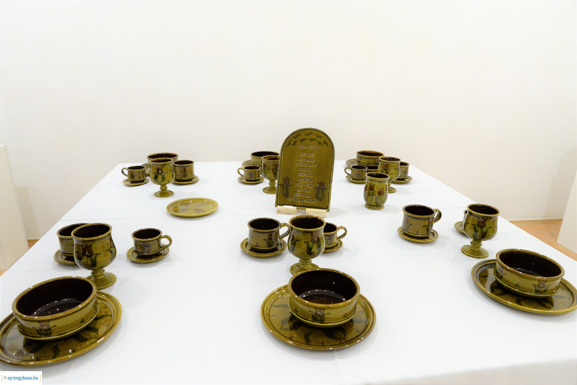 Teríték - Szolanics Elvira kiállítása a Nyíregyházi Városi Galériában