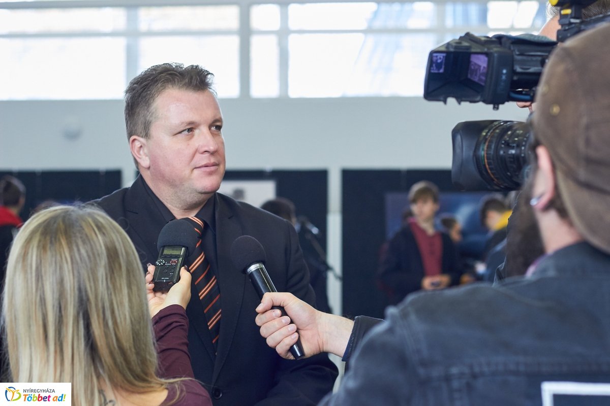 Természetfotó kiállítás a kulturális központban