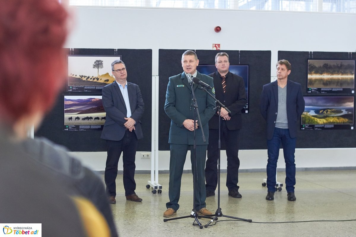 Természetfotó kiállítás a kulturális központban