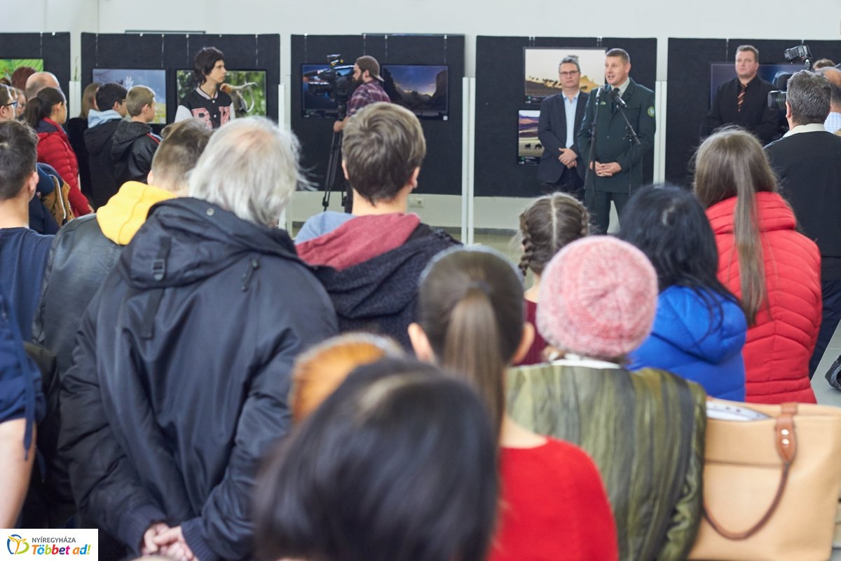 Természetfotó kiállítás a kulturális központban