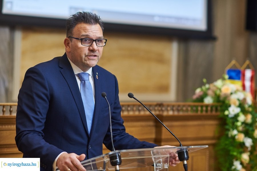 Testvérvárosi találkozó a Városházán 2021