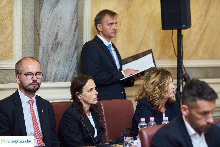 Testvérvárosi találkozó a Városházán 2021