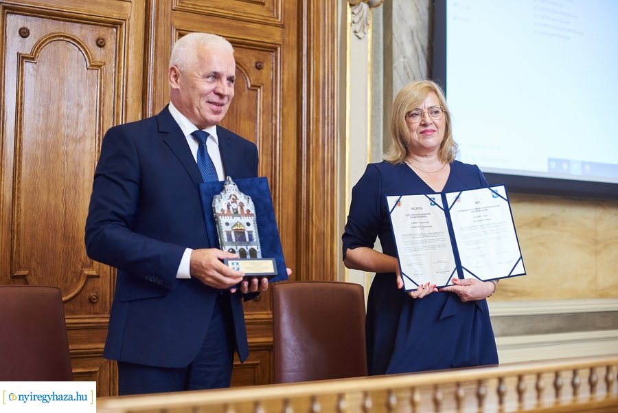 Testvérvárosi találkozó a Városházán 2021