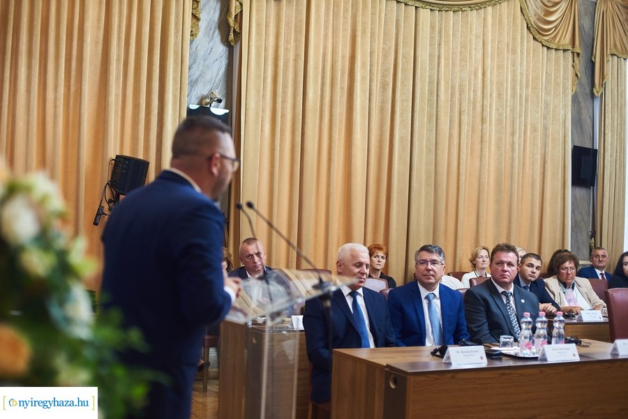 Testvérvárosi találkozó a Városházán 2021