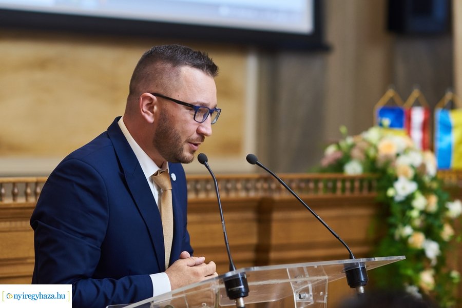 Testvérvárosi találkozó a Városházán 2021