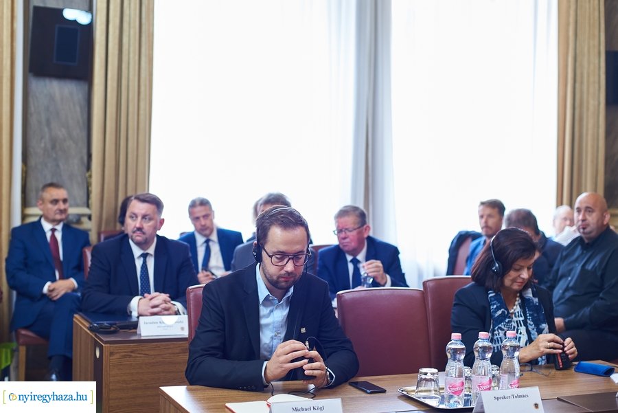 Testvérvárosi találkozó a Városházán 2021