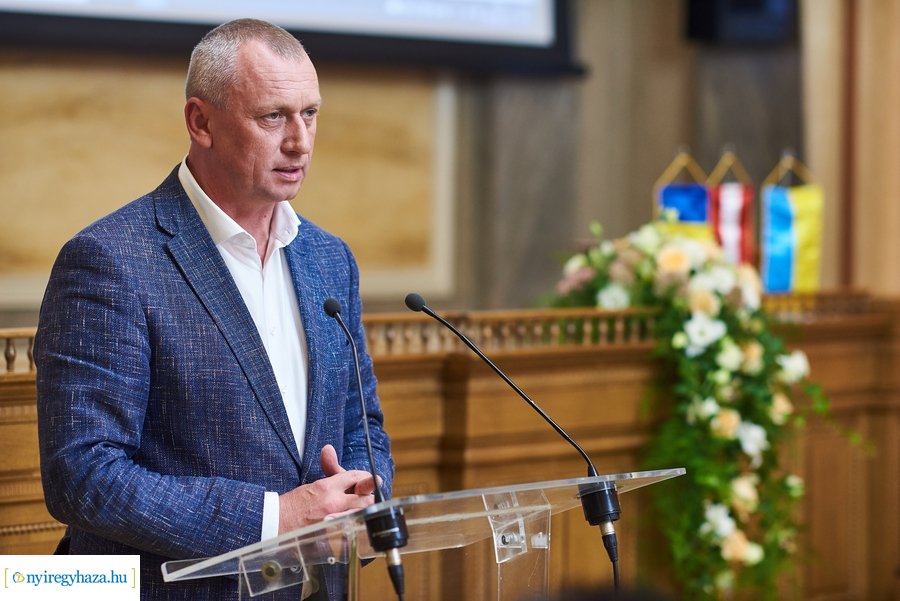 Testvérvárosi találkozó a Városházán 2021