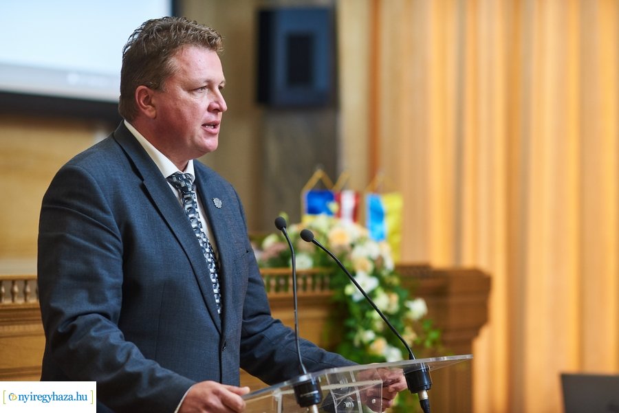 Testvérvárosi találkozó a Városházán 2021