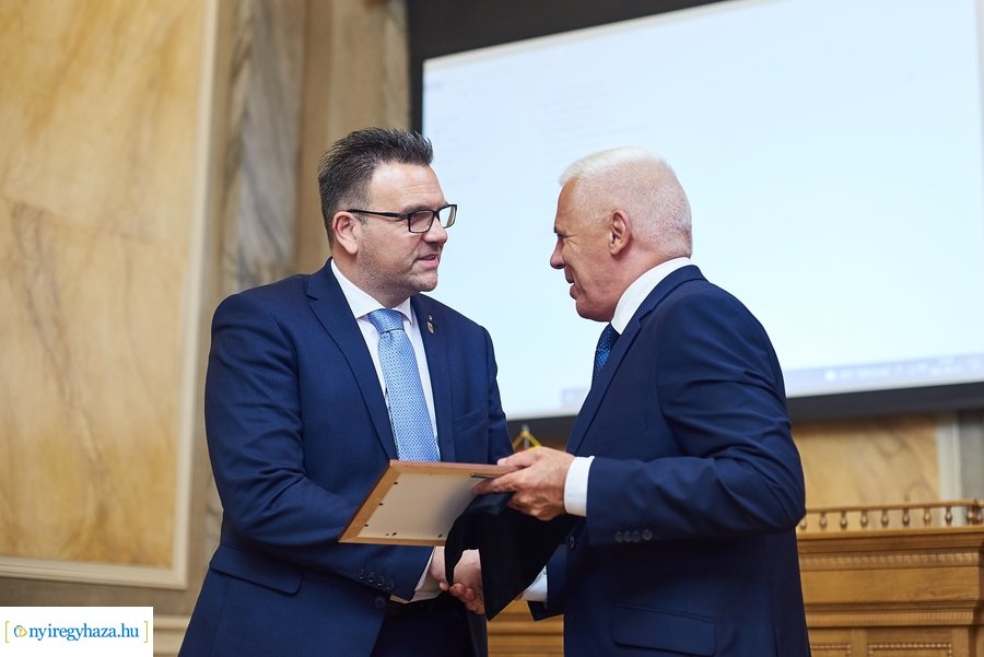 Testvérvárosi találkozó a Városházán 2021