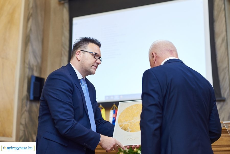 Testvérvárosi találkozó a Városházán 2021