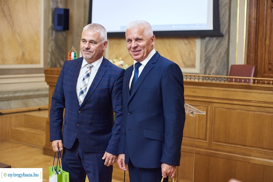 Testvérvárosi találkozó a Városházán 2021