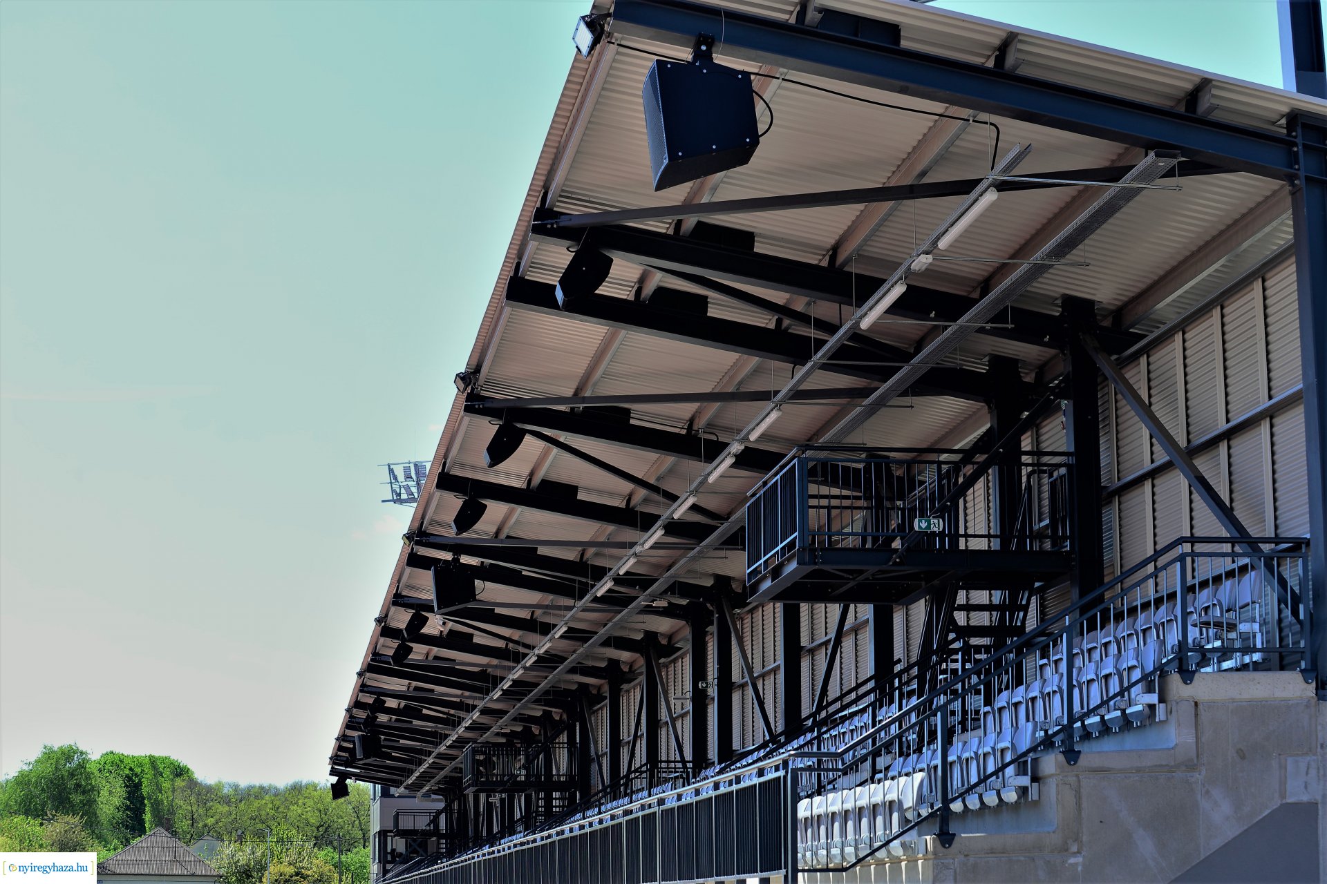 Tesztelik az Atlétikai Centrumot