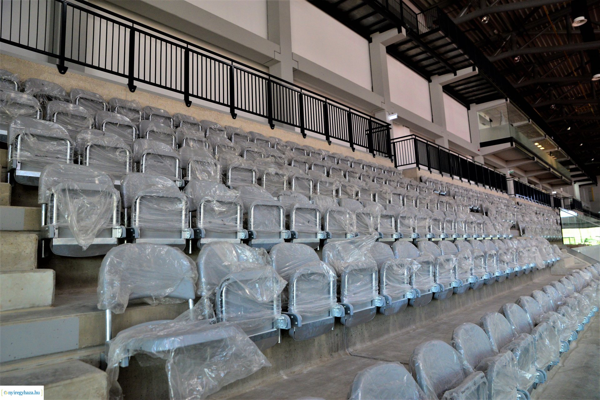 Tesztelik az Atlétikai Centrumot