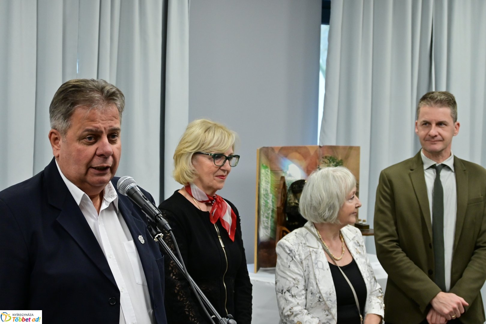 Textilbaba kiállítás a Kállay Házban 2025 novemberében