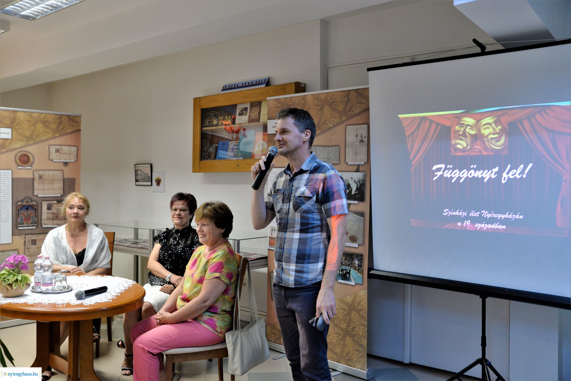 Thália források - kiállításmegnyitó a Levéltárban