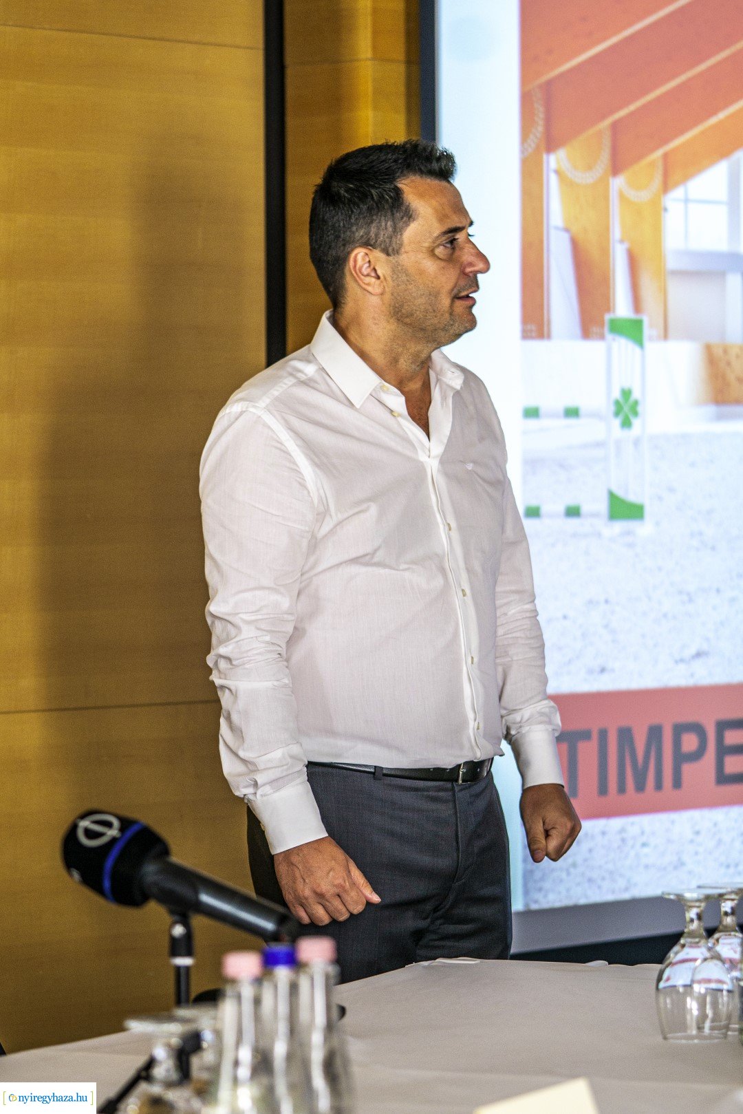 TIMPEX Fedeles lovarda átadása