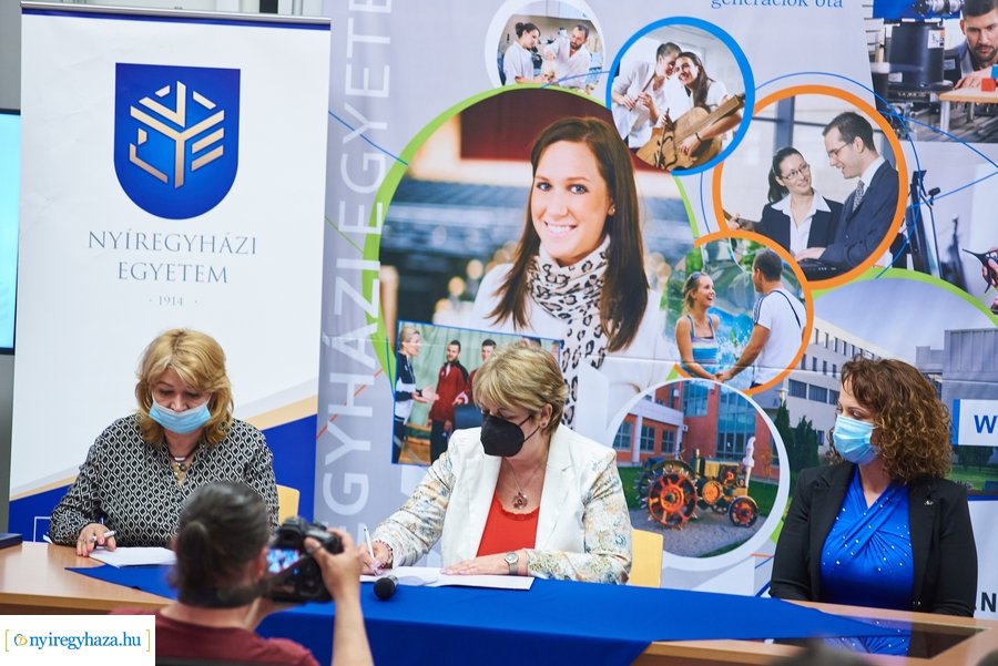 TIP aláírás az egyetemen