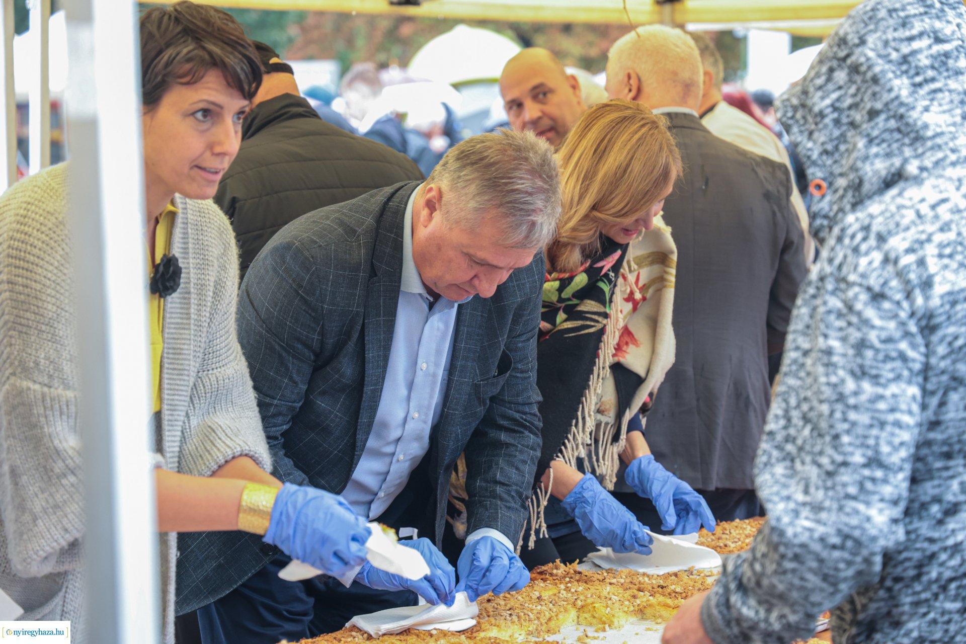 Tirpák lepény kóstolója  a Tirpák Fesztiválon