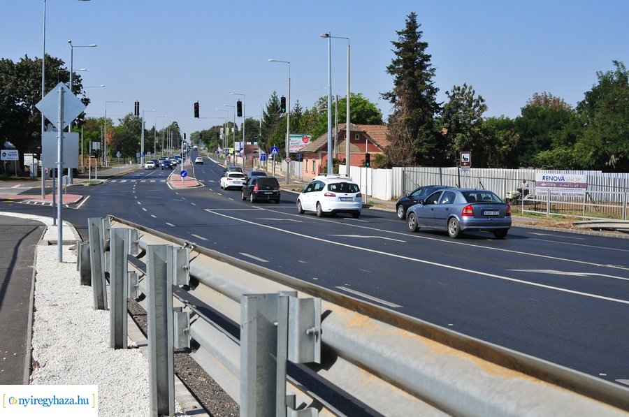 Tiszavasvári - Derkovits utca csomópont átadó