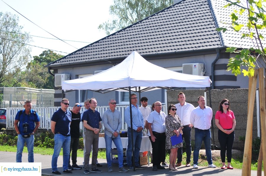 Tiszavasvári - Derkovits utca csomópont átadó