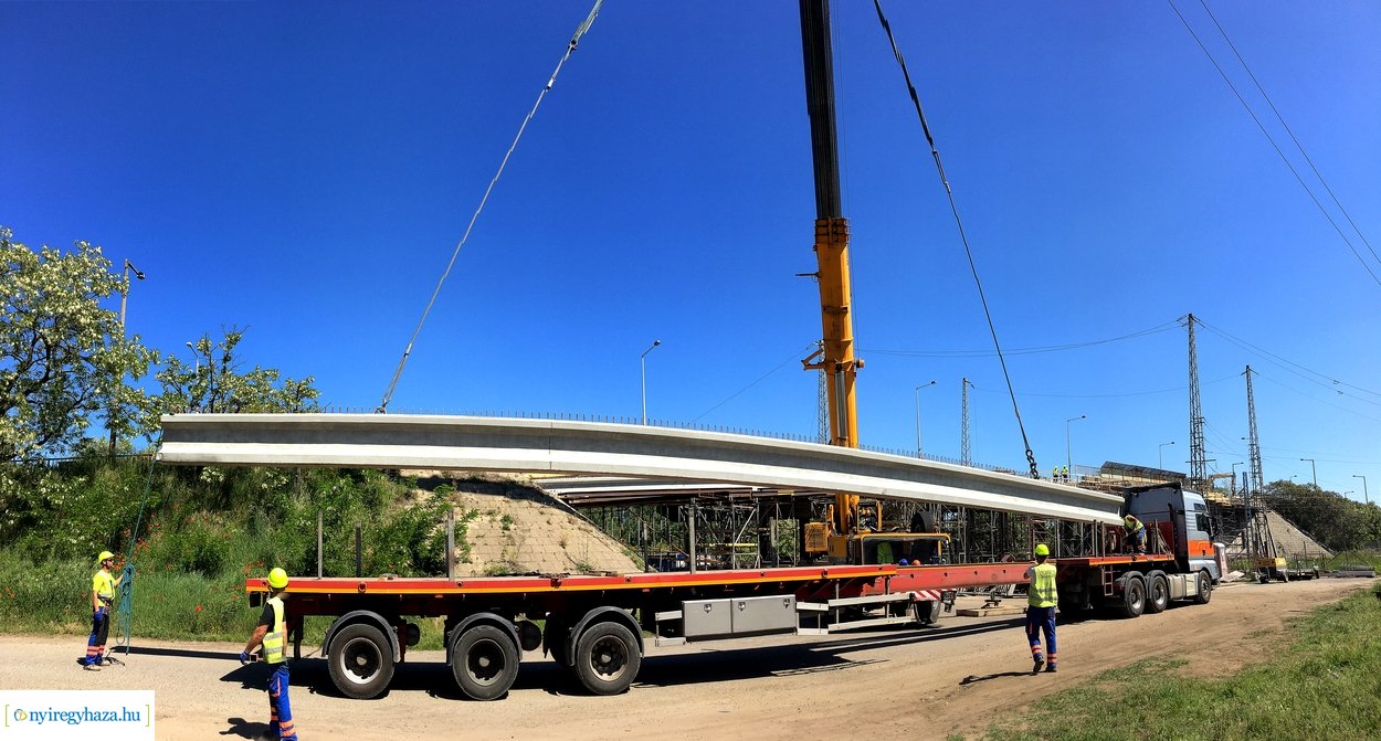 Tiszavasvári felüljáró - gerenda behelyezés