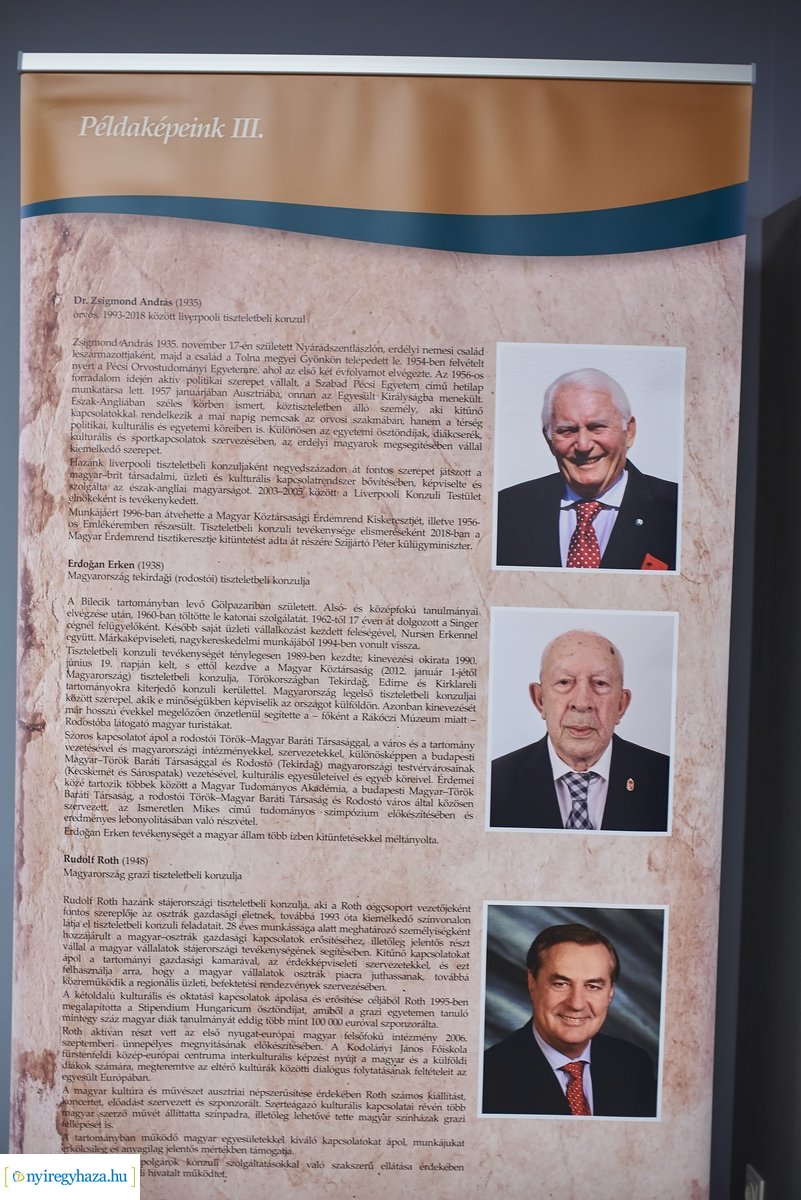 Tisztelet a Tiszteletbeli Konzuloknak