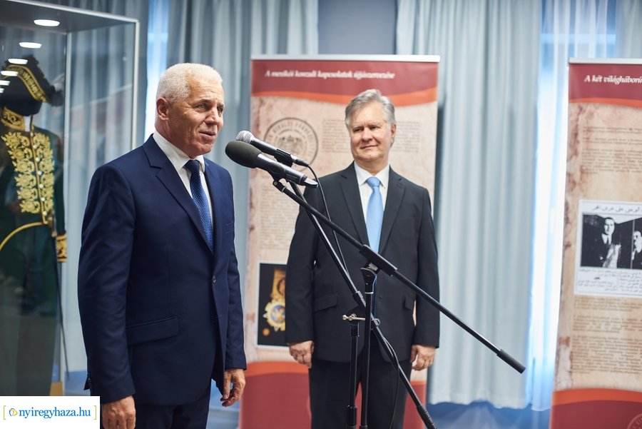 Tisztelet a Tiszteletbeli Konzuloknak