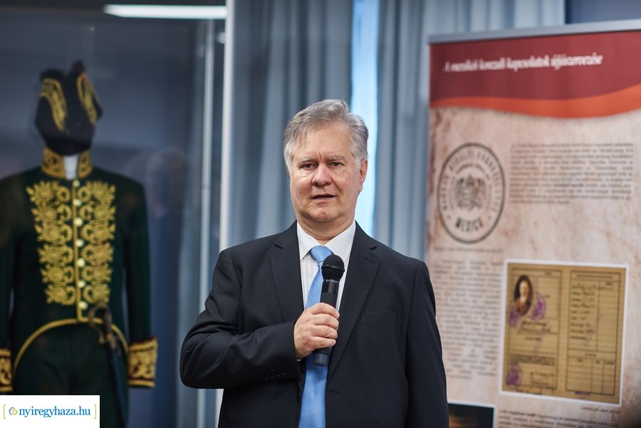 Tisztelet a Tiszteletbeli Konzuloknak