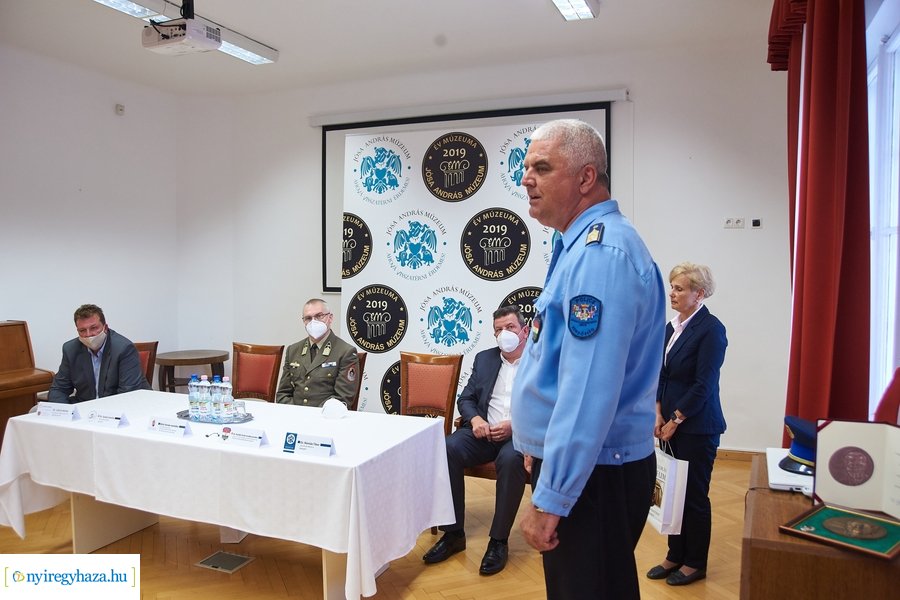 Tiszteletjegyek a múzeumoktól