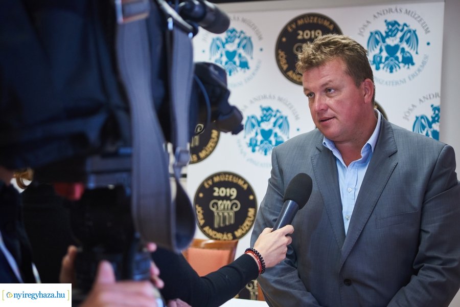 Tiszteletjegyek a múzeumoktól