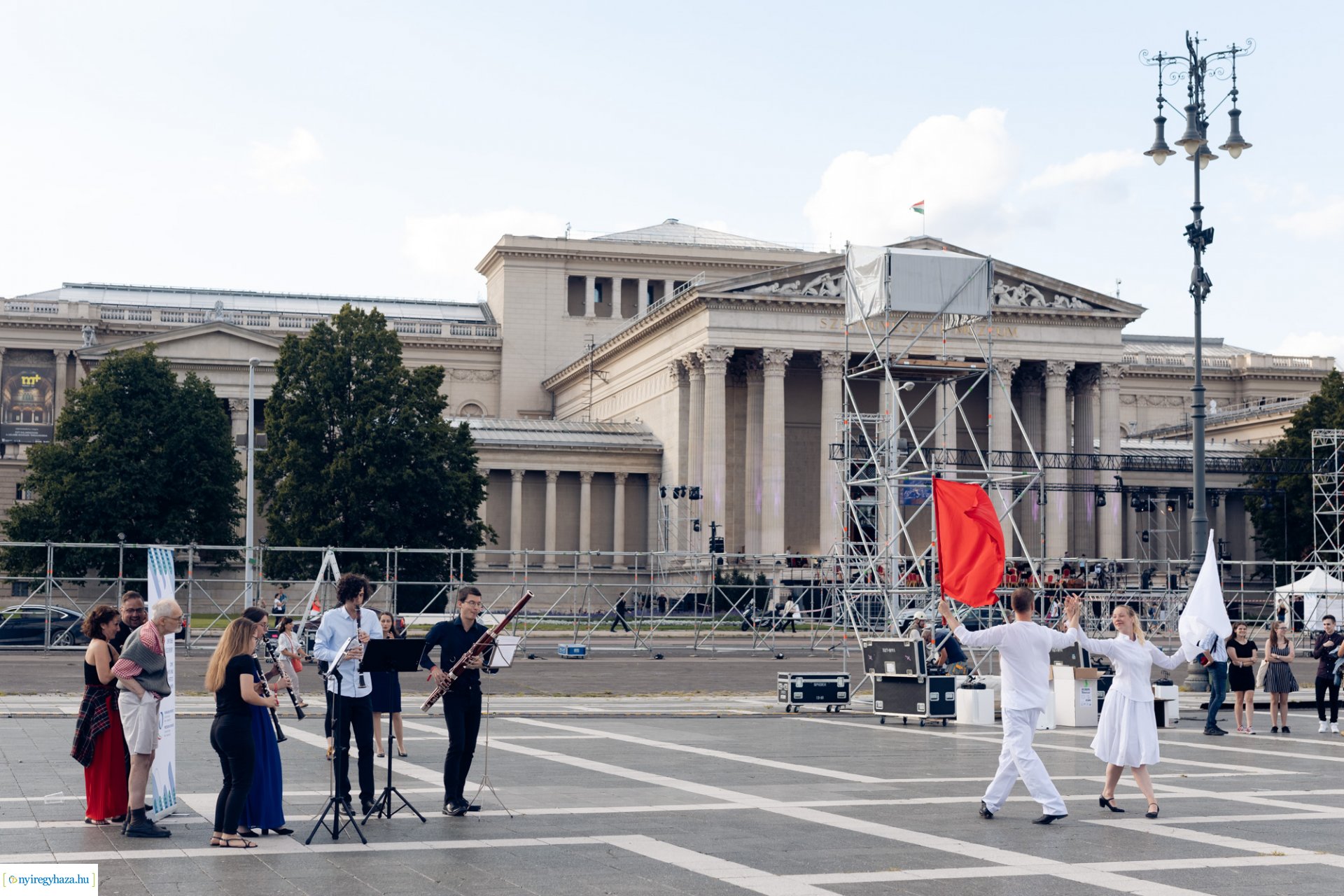 Tizenhat ország tehetségei mutatkoztak be 