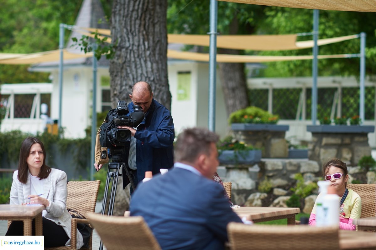 Tófürdő nyitás beharangozó