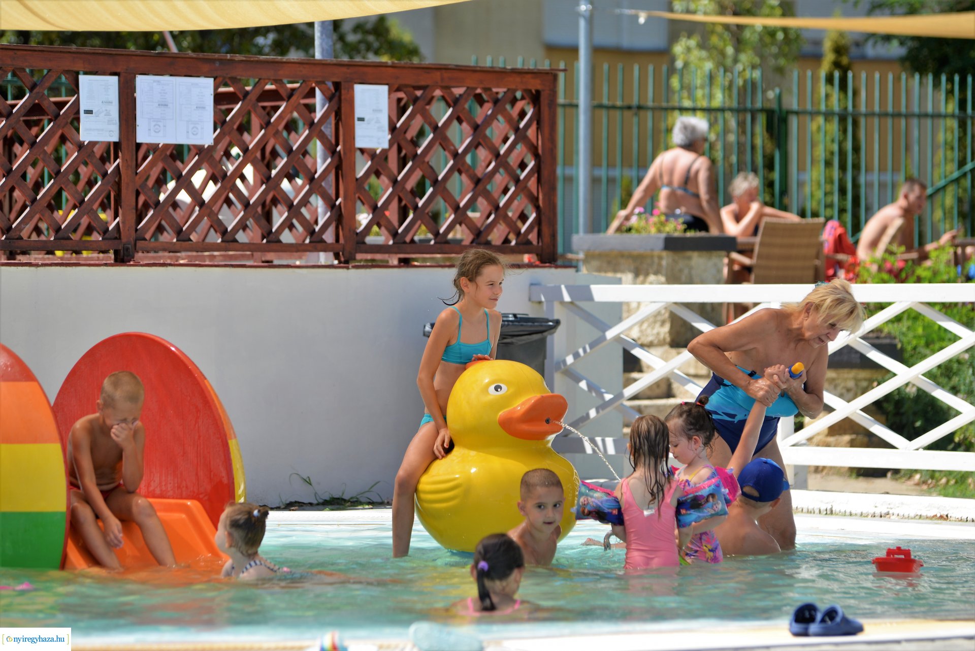 Tófürdős körkép