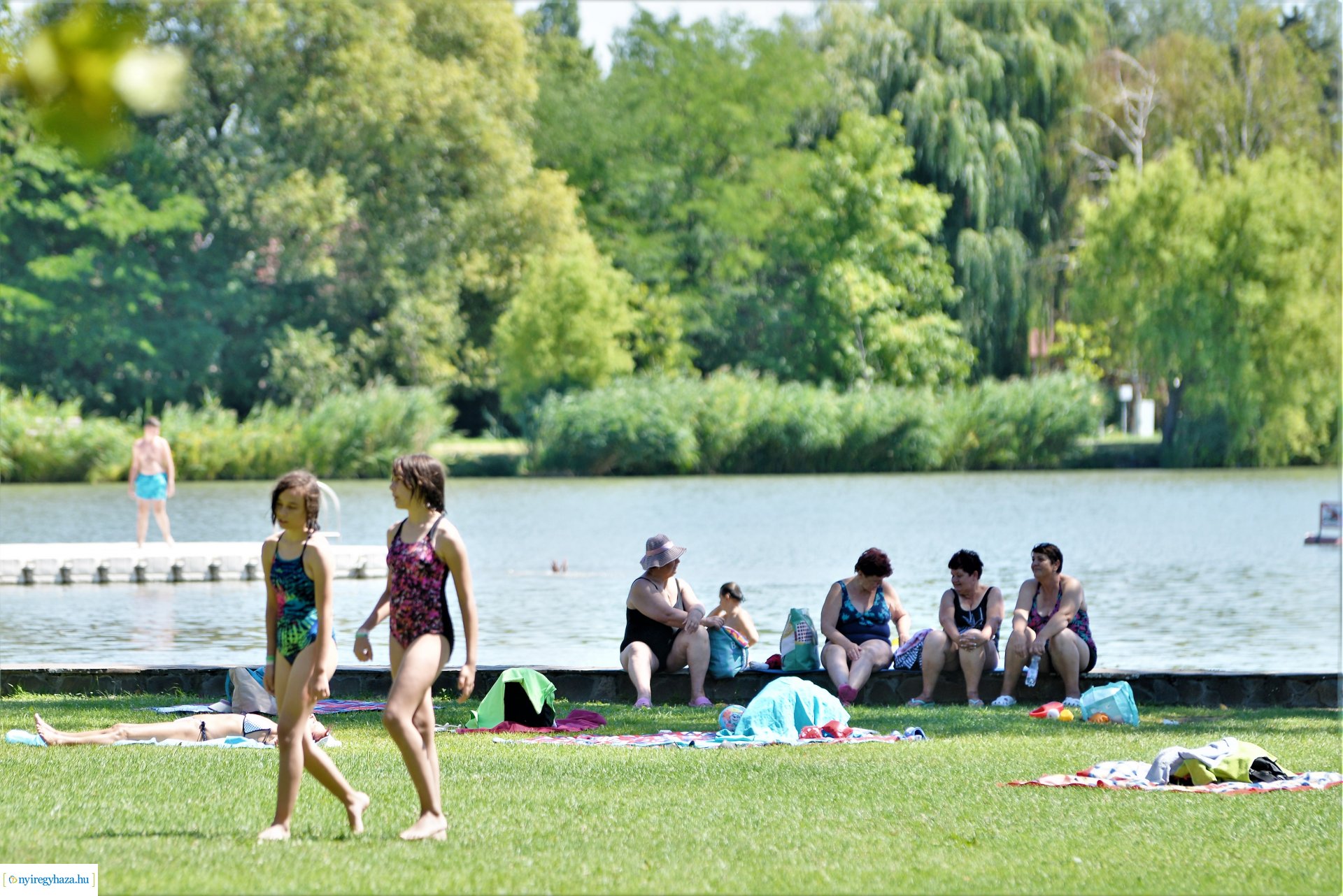 Tófürdős körkép