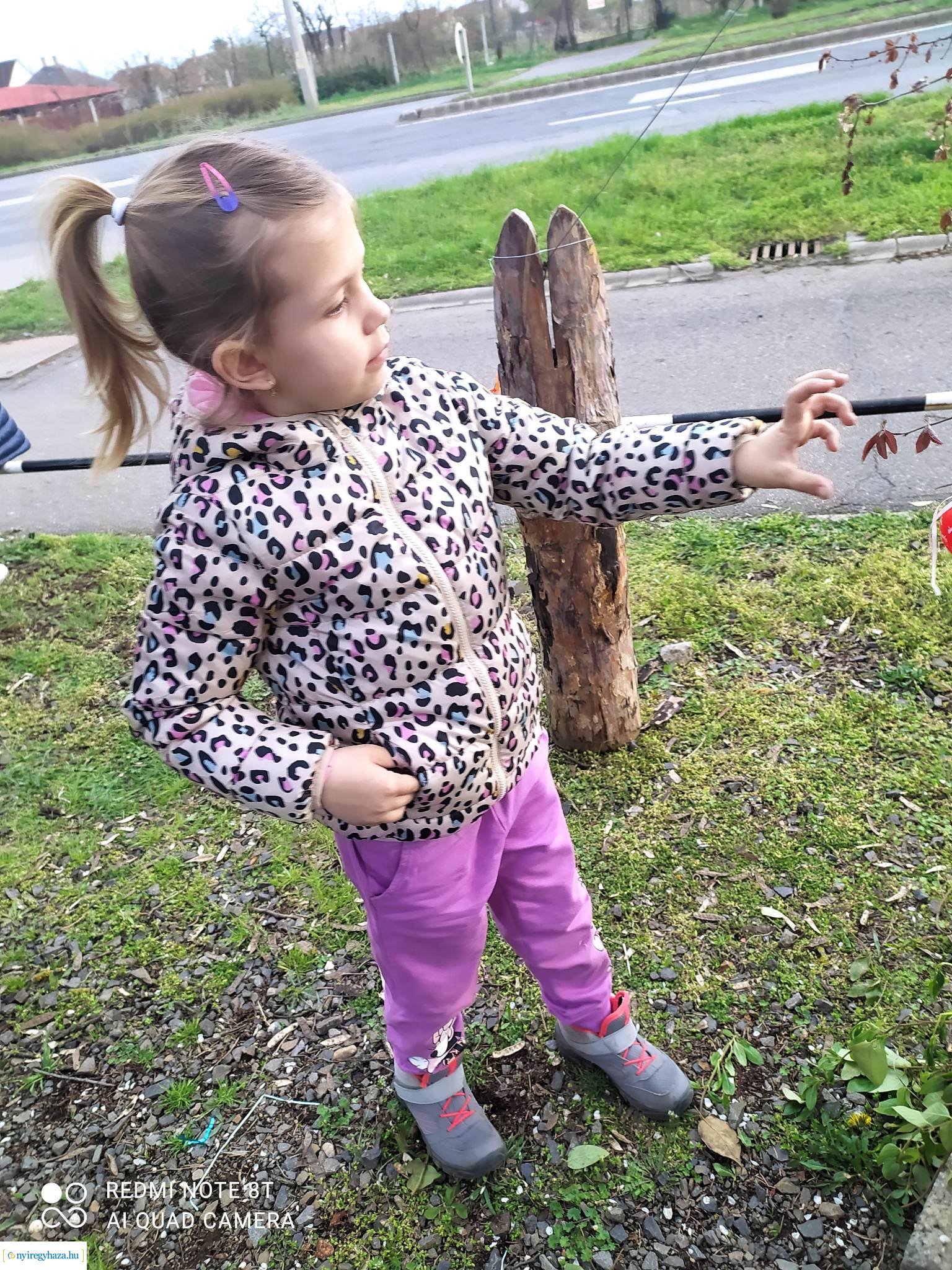 Tojásfa díszítés, nyuszisimogatás és kézműves foglalkozások az orosi húsvéti hangolódáson