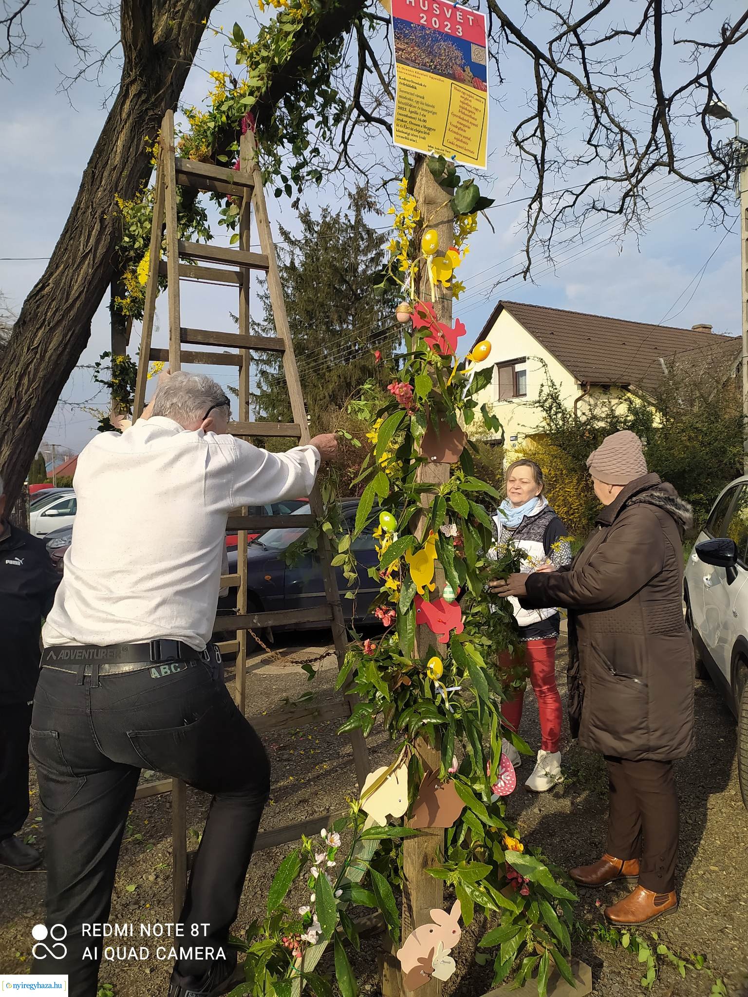 Tojásfa díszítés, nyuszisimogatás és kézműves foglalkozások az orosi húsvéti hangolódáson