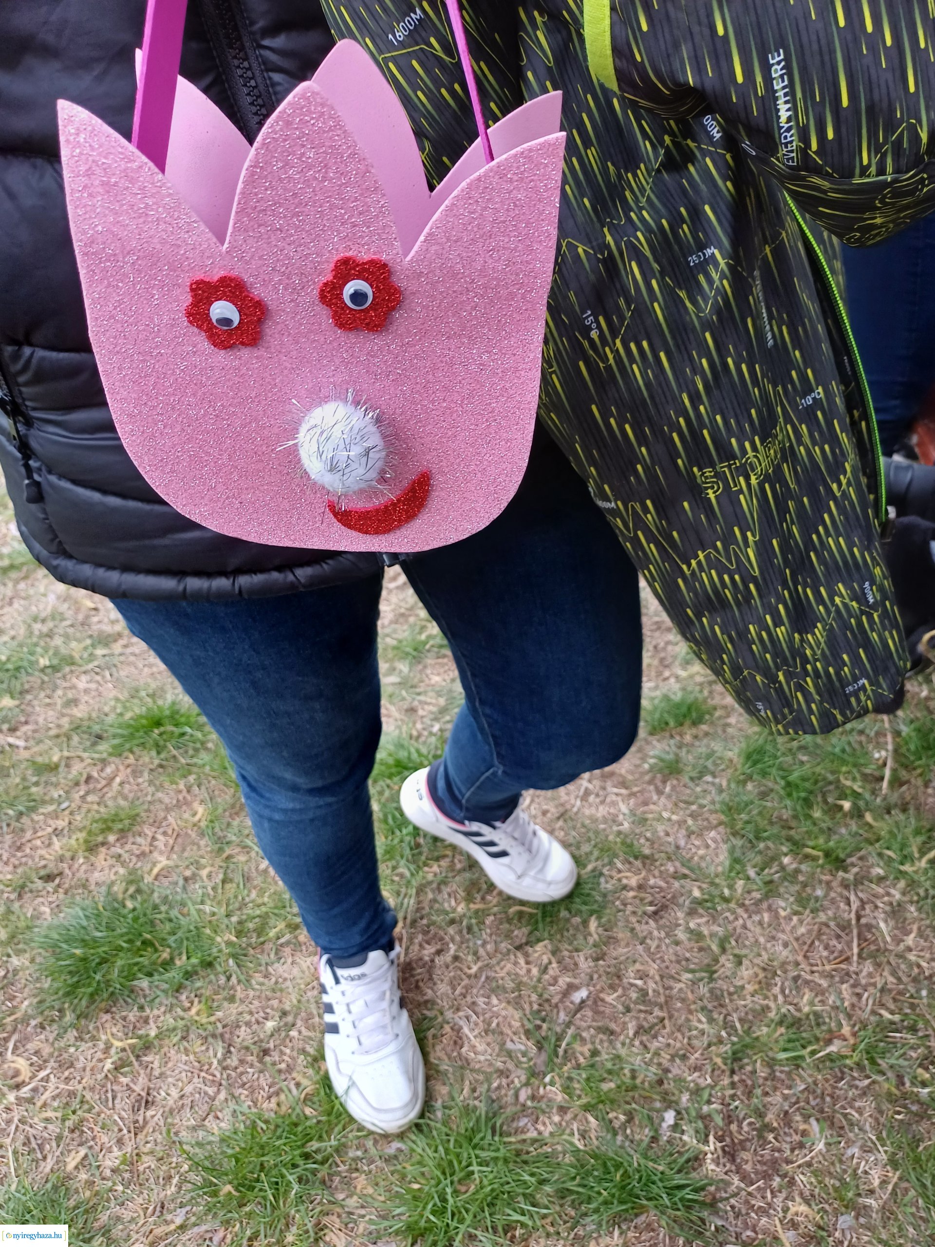 Tojáskeresés Oroson