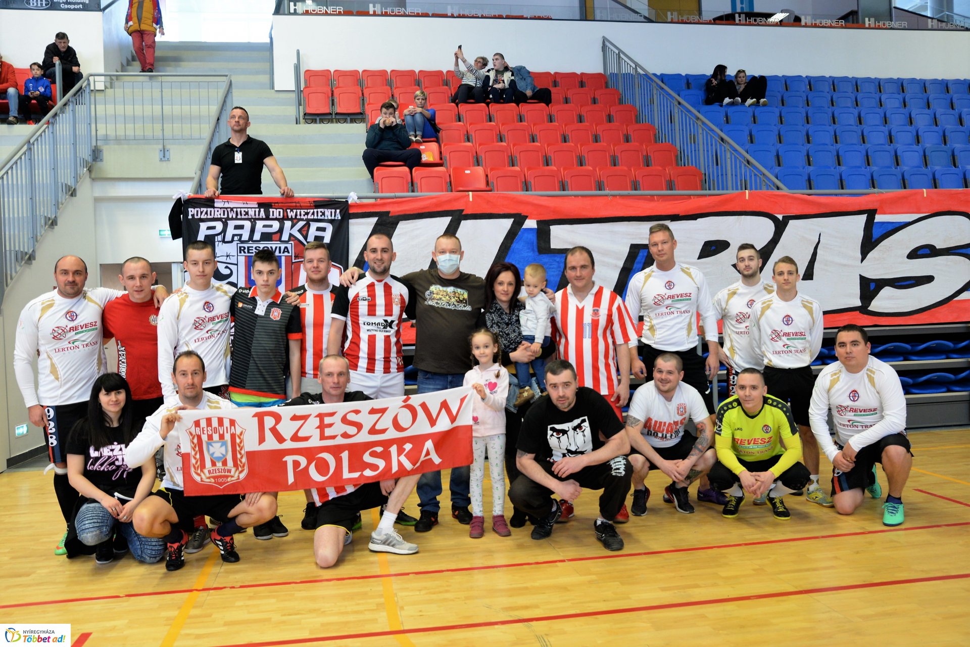 Tomek Zoliért rúgták a labdát