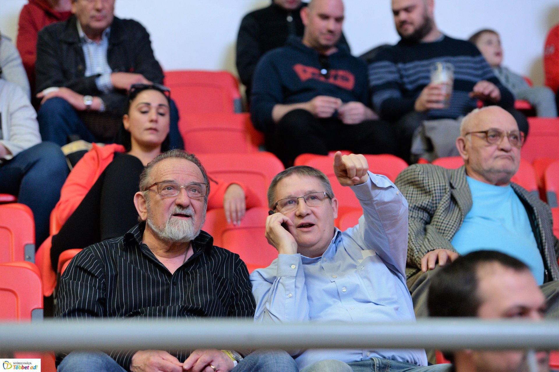 Tomek Zoliért rúgták a labdát