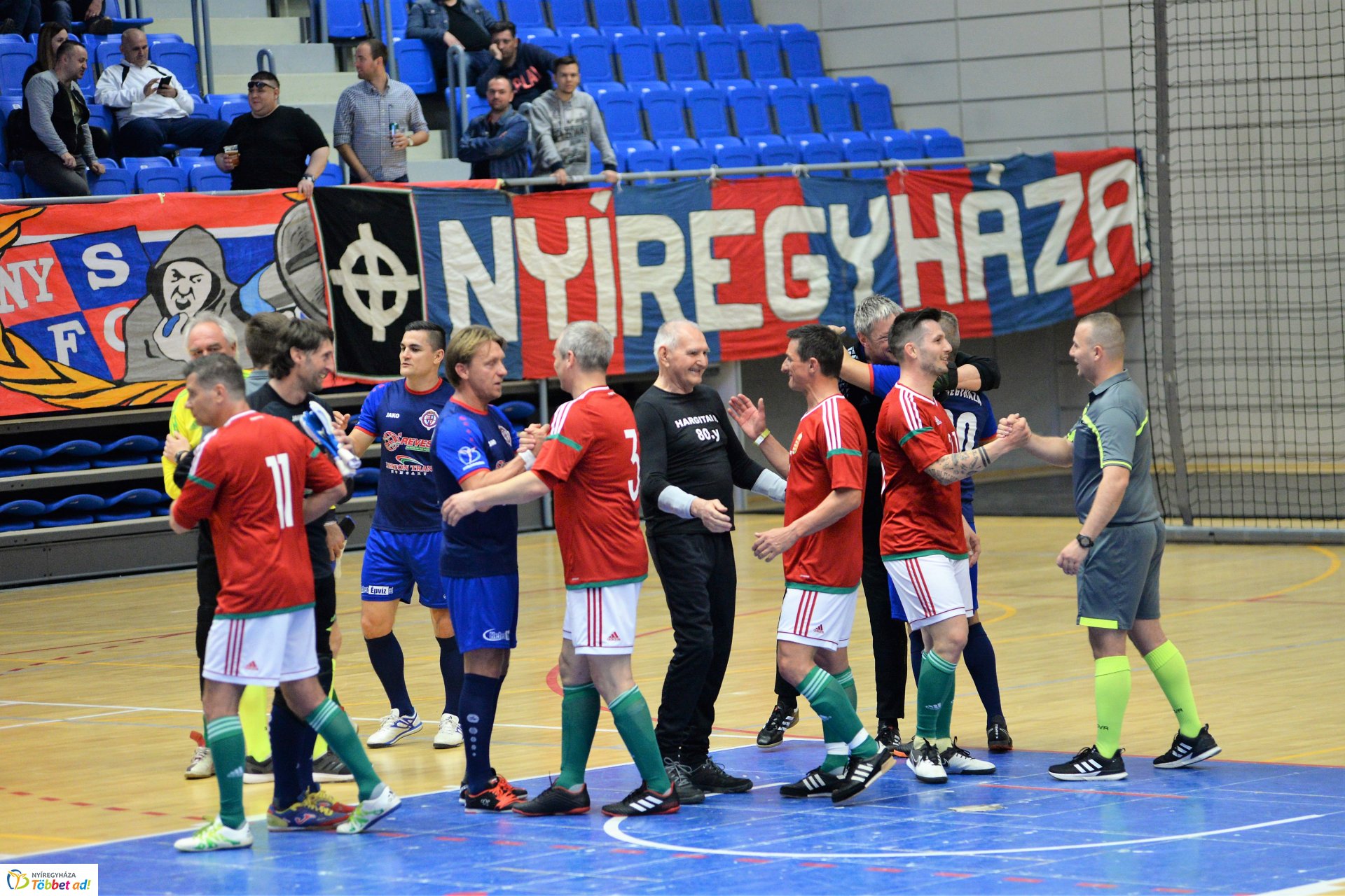 Tomek Zoliért rúgták a labdát