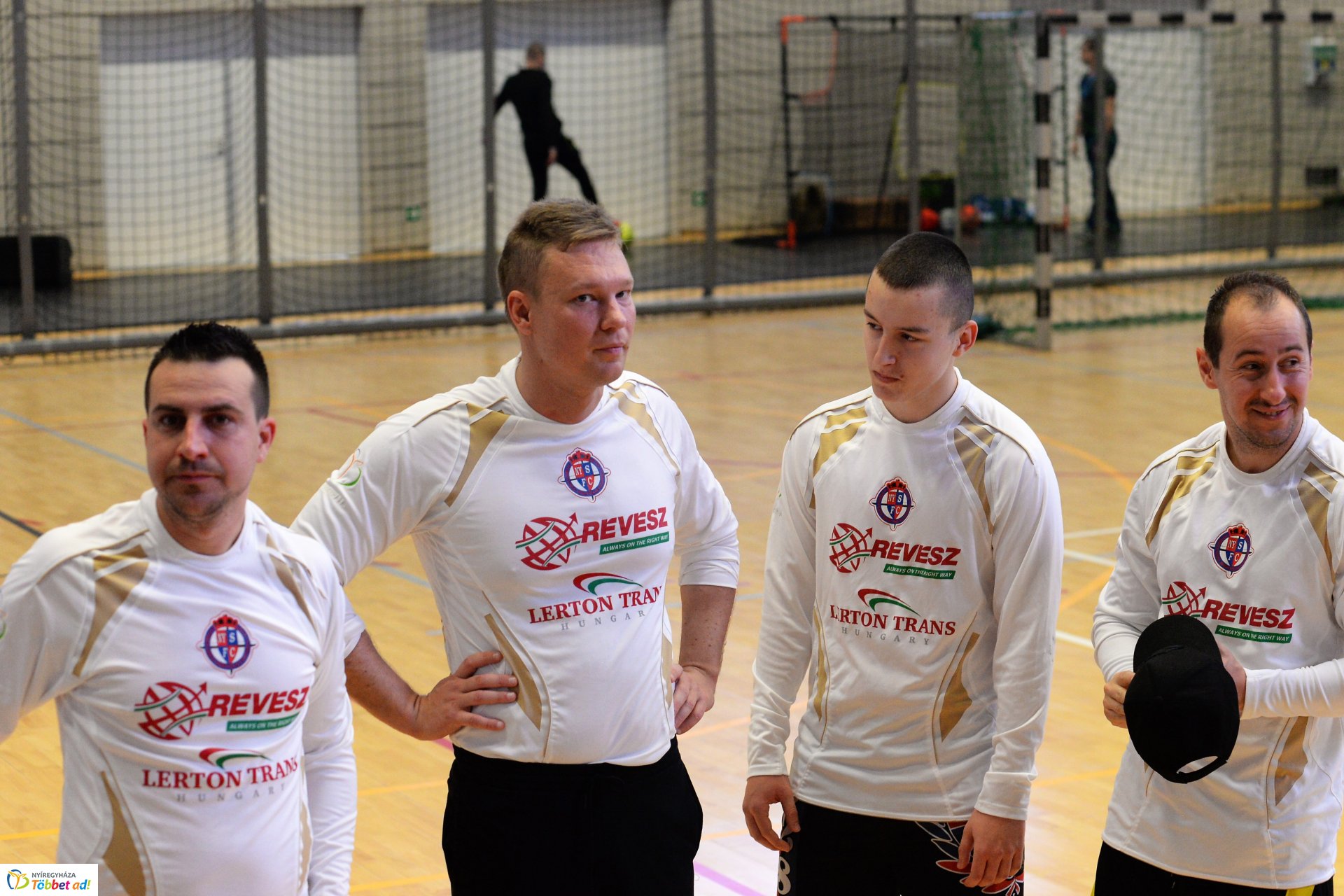 Tomek Zoliért rúgták a labdát