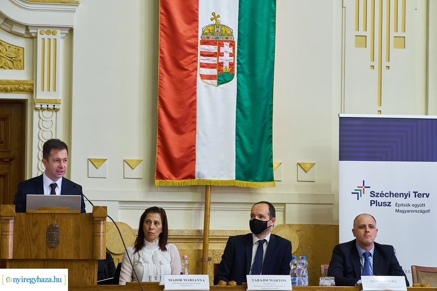 TOP Plusz tájékoztató a Megyeházán