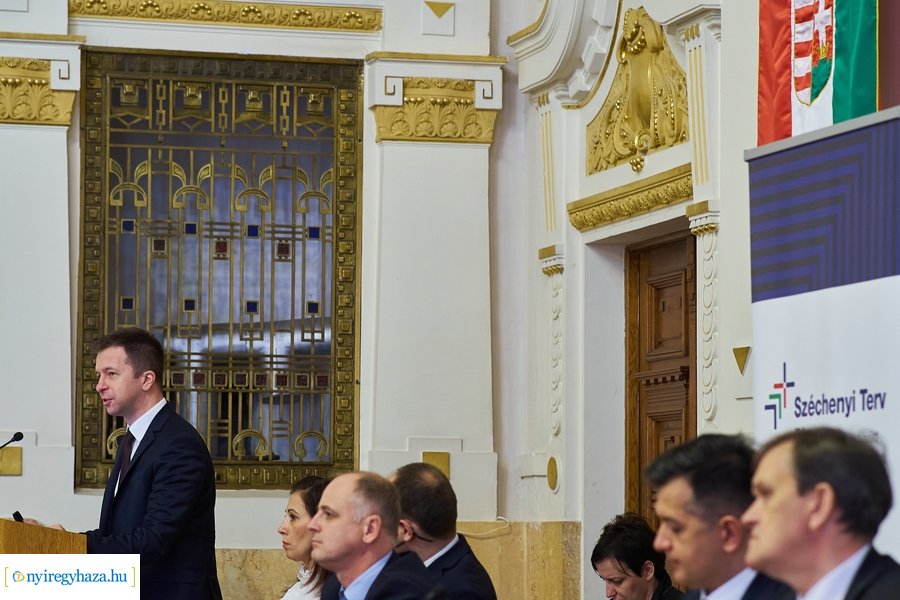 TOP Plusz tájékoztató a Megyeházán