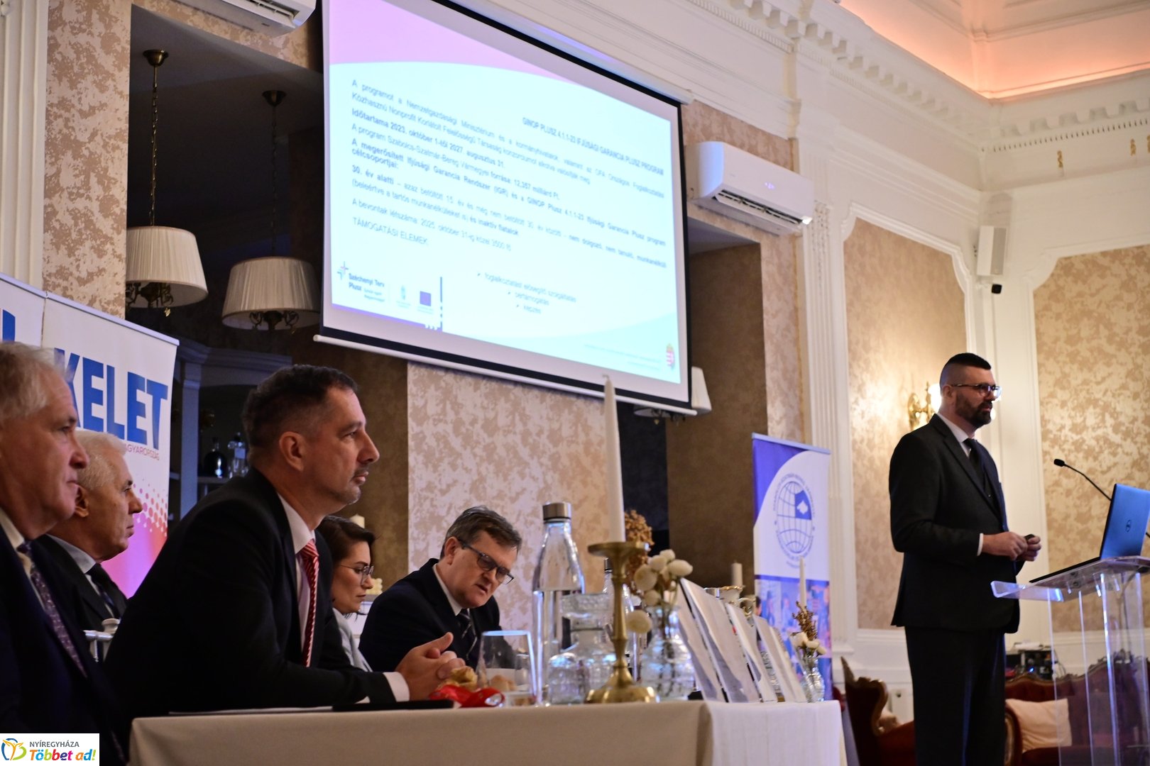 TOP100    2025 decemberében