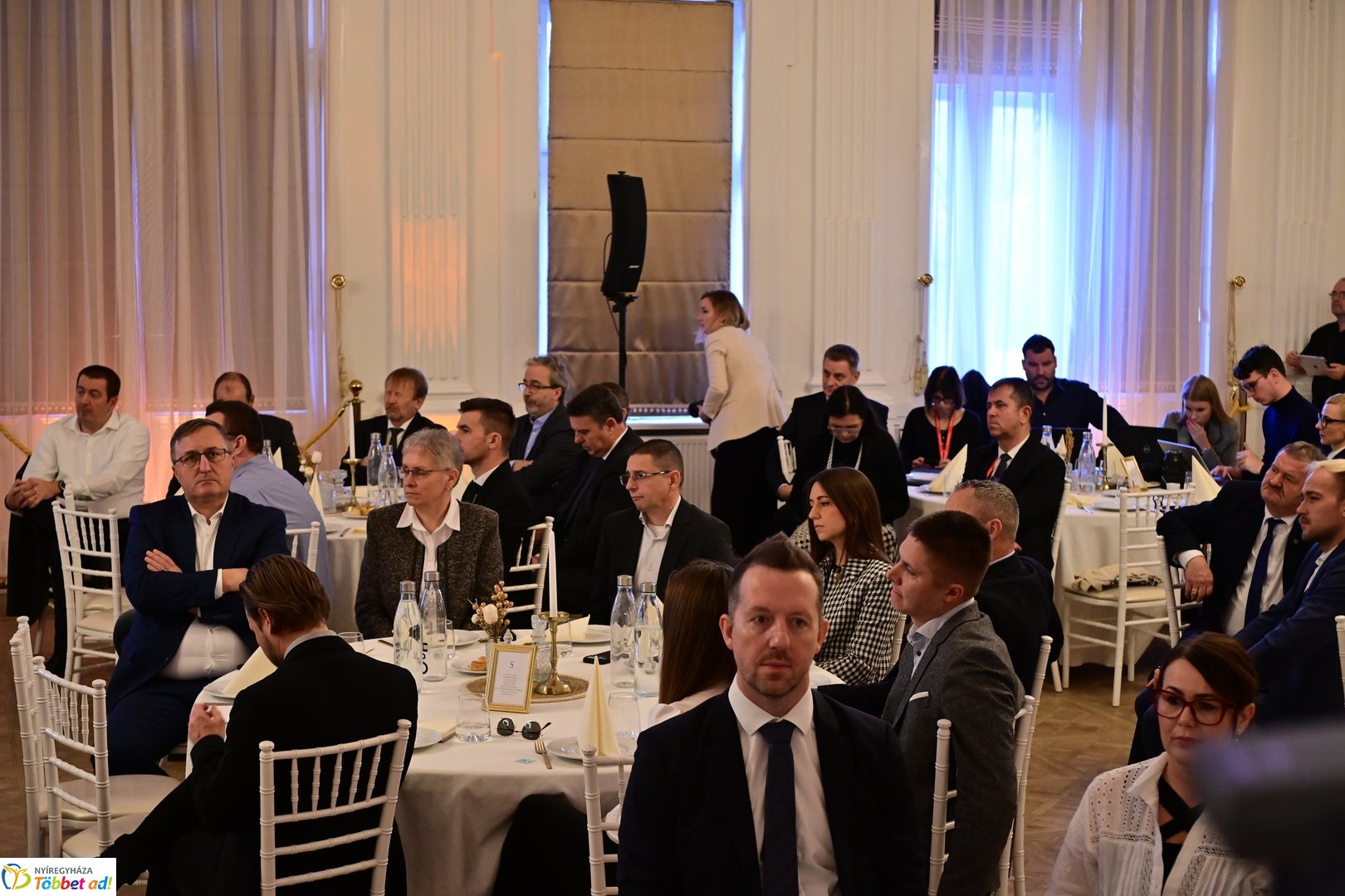 TOP100    2025 decemberében